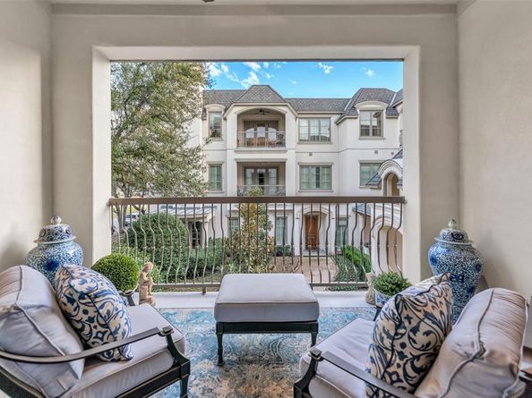 8511  Edgemere Road  201, Dallas Texas 75225