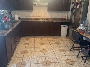 4457  Flo Avenue , Cockrell Hill Texas 75211