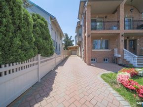 72 Brinkerhoff Terrace, Palisades Park NJ 07650