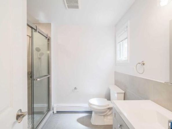 72 Brinkerhoff Terrace, Palisades Park NJ 07650
