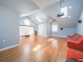 72 Brinkerhoff Terrace, Palisades Park NJ 07650