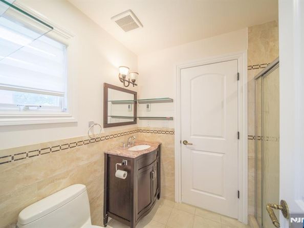 72 Brinkerhoff Terrace, Palisades Park NJ 07650