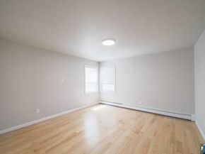 72 Brinkerhoff Terrace, Palisades Park NJ 07650