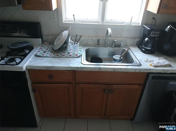 411 Sheridan Place, Fairview NJ 07022