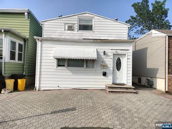 411 Sheridan Place