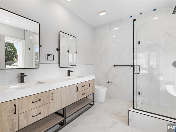 362 Lafayette Avenue, Cliffside Park NJ 07010
