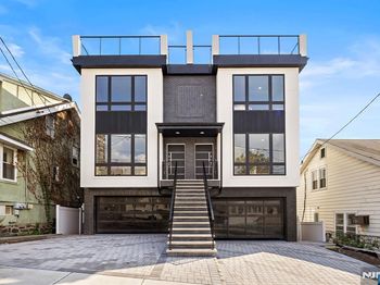 362 Lafayette Avenue