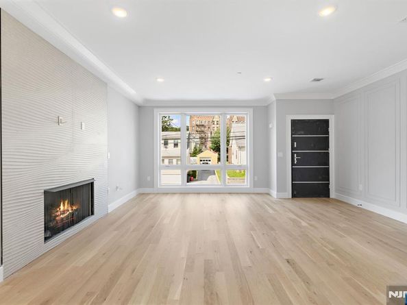 362 Lafayette Avenue, Cliffside Park NJ 07010
