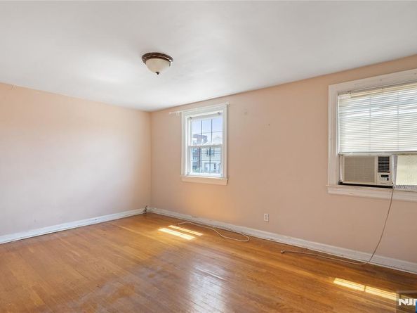 15 Harwood Terrace, Palisades Park NJ 07650