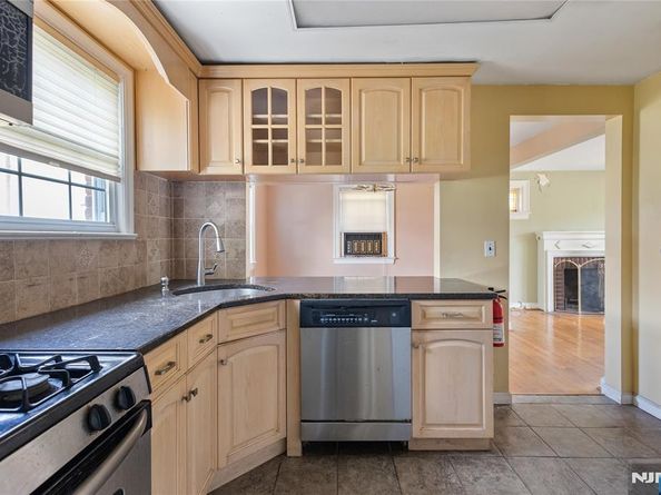 15 Harwood Terrace, Palisades Park NJ 07650