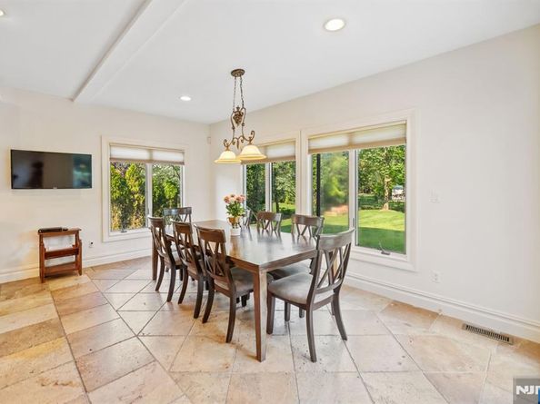 71 Roberts Road, Englewood Cliffs NJ 07632