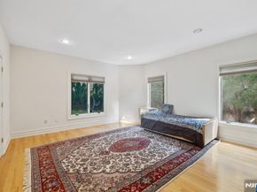 71 Roberts Road, Englewood Cliffs NJ 07632