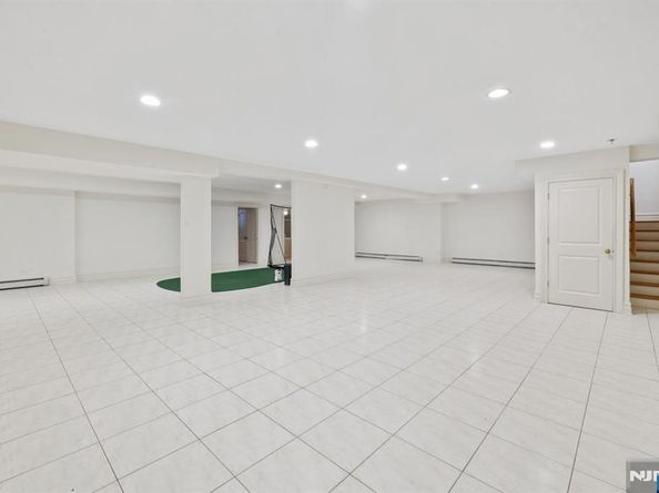 71 Roberts Road, Englewood Cliffs NJ 07632