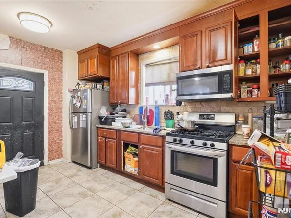 59 Ocean Avenue, Jersey City NJ 07305