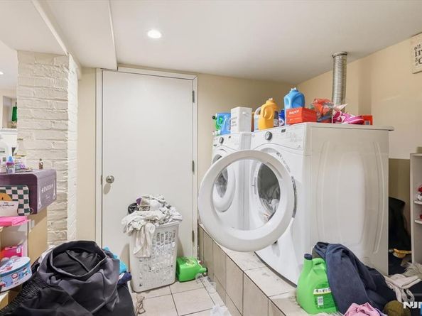 59 Ocean Avenue, Jersey City NJ 07305