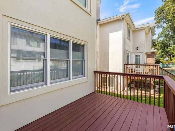 215 Elsmere Place, Fort Lee NJ 07024