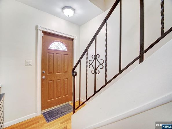 113 Kamp Place, North Bergen NJ 07047