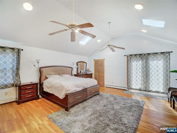 113 Kamp Place, North Bergen NJ 07047