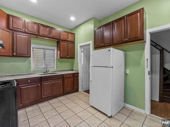 30 Gardner Avenue, Jersey City NJ 07304