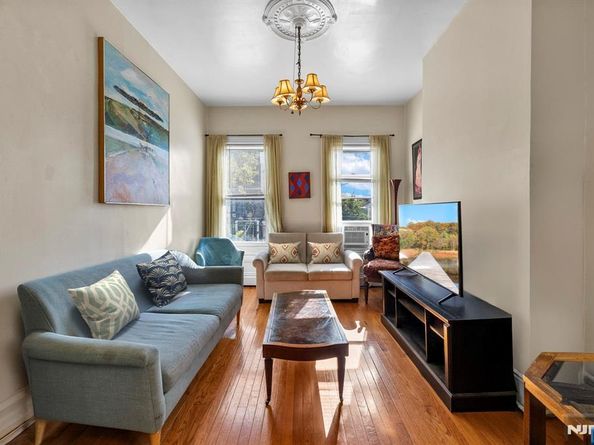 30 Gardner Avenue, Jersey City NJ 07304