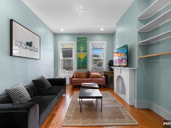 30 Gardner Avenue, Jersey City NJ 07304