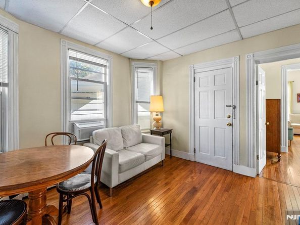 30 Gardner Avenue, Jersey City NJ 07304
