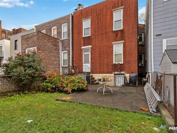 622 21st Street, Union City NJ 07087