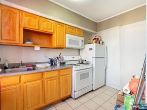 515 21st Street, Union City NJ 07087