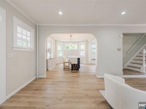 933 Maple Avenue, Ridgefield NJ 07657