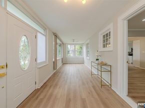 933 Maple Avenue, Ridgefield NJ 07657