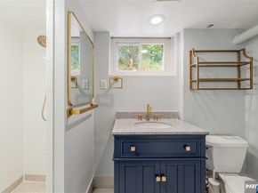 933 Maple Avenue, Ridgefield NJ 07657