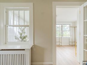 933 Maple Avenue, Ridgefield NJ 07657
