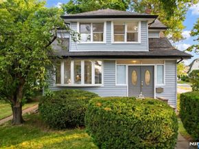933 Maple Avenue, Ridgefield NJ 07657