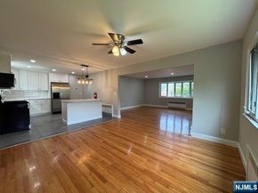 166 Morningside Lane, Palisades Park NJ 07650