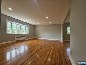 166 Morningside Lane, Palisades Park NJ 07650