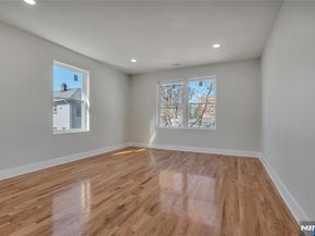 249 Hillside, Leonia NJ 07605