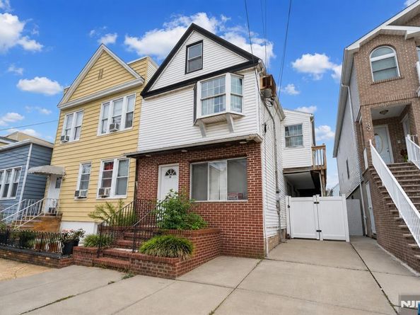 91 43rd Street, Bayonne NJ 07002