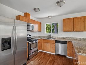 26307 20th Avenue S, Des Moines WA 98198