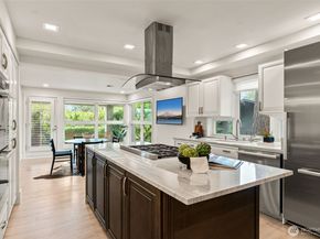 101 99th Avenue NE 101, Bellevue WA 98004