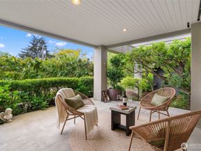 101 99th Avenue NE 101, Bellevue WA 98004