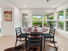 101 99th Avenue NE 101, Bellevue WA 98004
