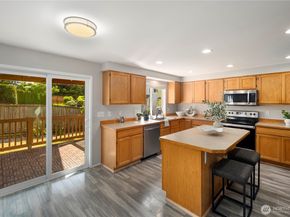 19919 101st Ave SE, Renton WA 98055