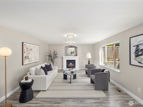 19919 101st Ave SE, Renton WA 98055