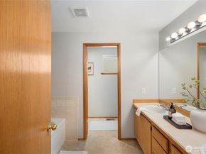 19919 101st Ave SE, Renton WA 98055