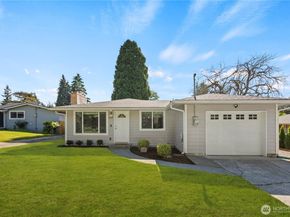 2147 NE 12th Street, Renton WA 98056