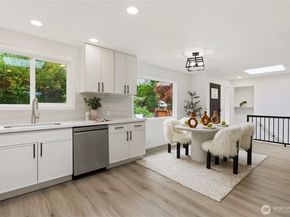 325 105th Ave SE, Bellevue WA 98004