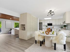 325 105th Ave SE, Bellevue WA 98004