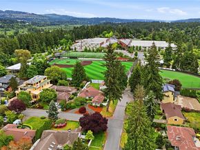 325 105th Ave SE, Bellevue WA 98004
