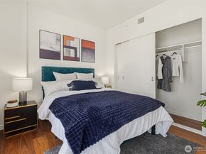 800 Columbia Street 2209, Seattle WA 98104