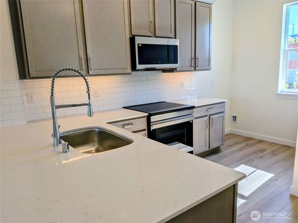10837 15th Street SE 22, Lake Stevens WA 98258